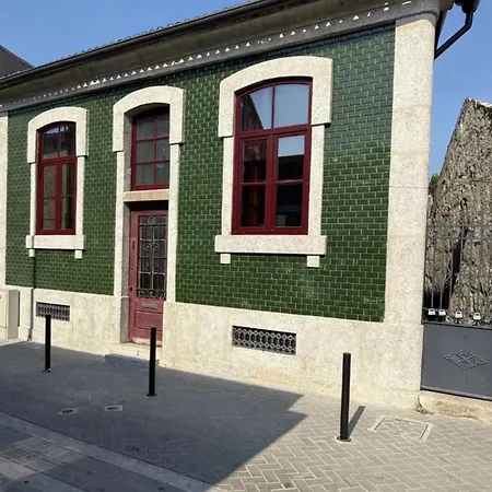 #1 Ramalde Charming House 4*